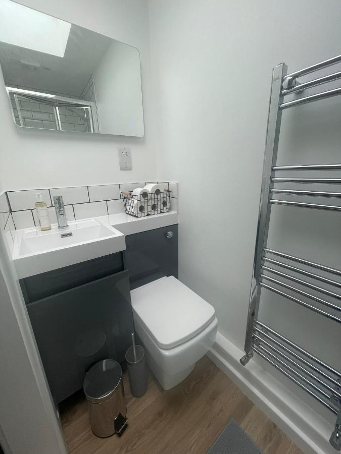 Salisbury Guest Annex Apartment Екстериор снимка