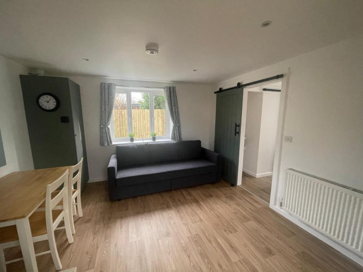Salisbury Guest Annex Apartment Екстериор снимка